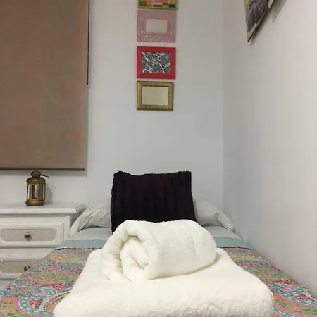 Casa De Corralon * カディス