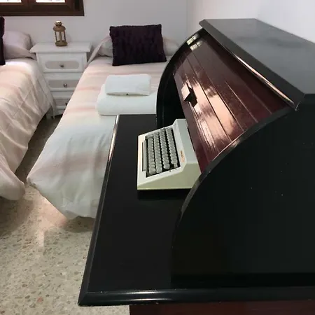 Casa De Corralon Cadiz